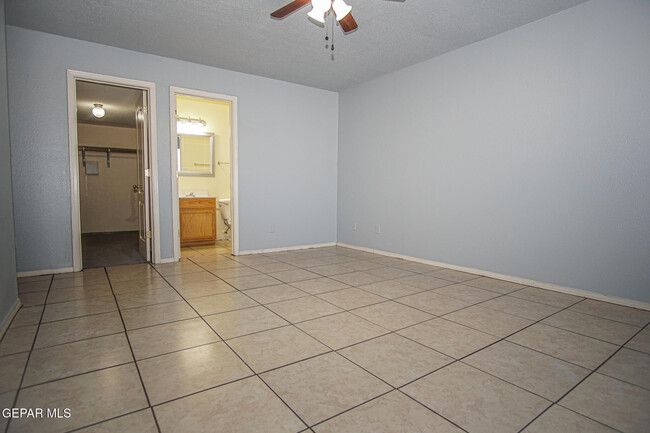 Building Photo - 3960 Tierra Fiji Ln