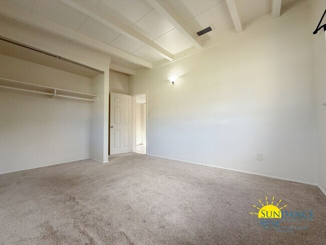 Building Photo - Lovely 3 Bedroom Home in Fort Walton