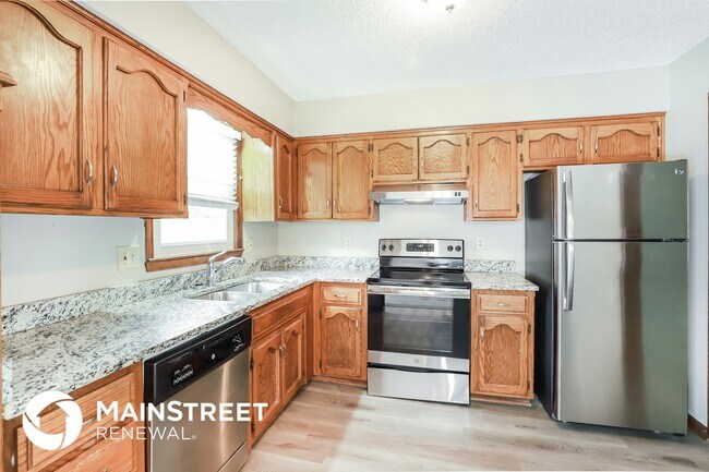 Building Photo - 1005 NE 104th Terrace