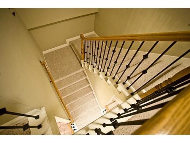 Building Photo - 1303 Halcyon Pl
