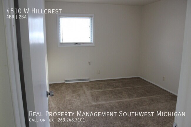 Building Photo - Four Bedroom Home Near Andrews University