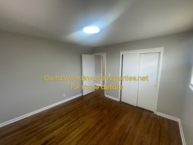 Building Photo - Nashville - 2 Bedroom