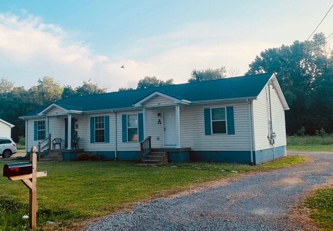 Primary Photo - 103 Wix Ave