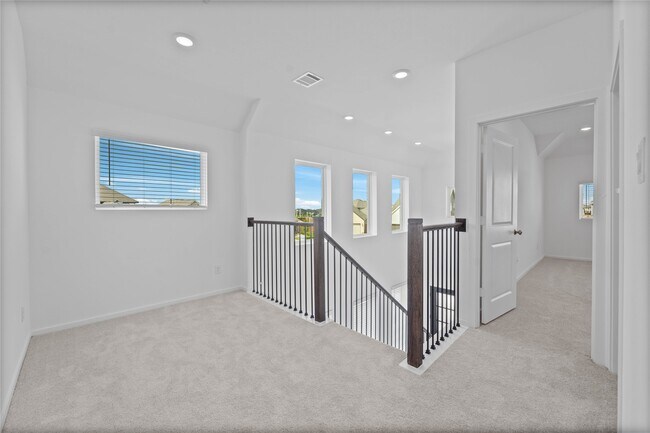 Building Photo - 6415 Laguna Terra Dr