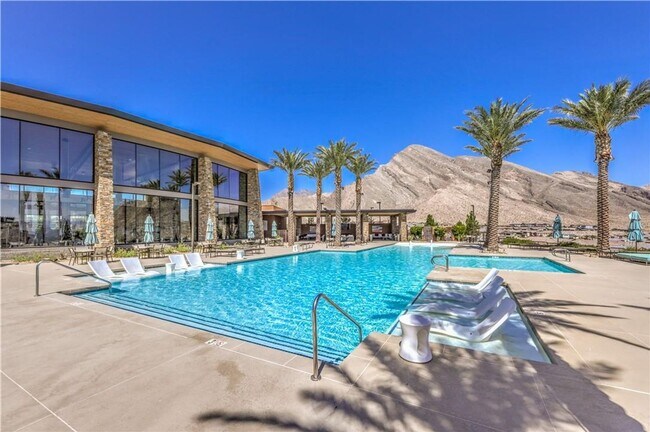 Building Photo - Exquisite 6-bed/ 6-bath residence nestled within the prestigious, guard-gated community of Revere...