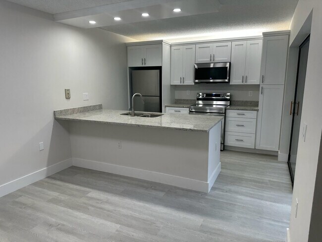 Building Photo - 7307 73rd Way