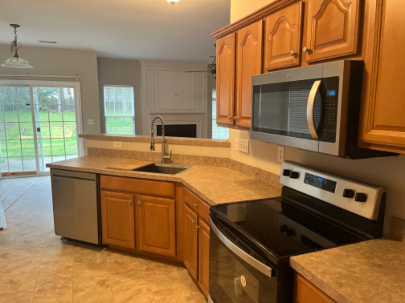 Building Photo - 1018 Fountainbrook Dr