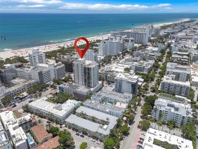 Building Photo - 1800 Collins Ave