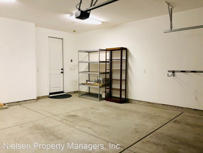 Building Photo - 3 br, 3 bath House - 3 Jupes Ct