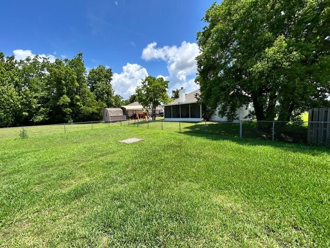 Building Photo - 249 Hannover Cir