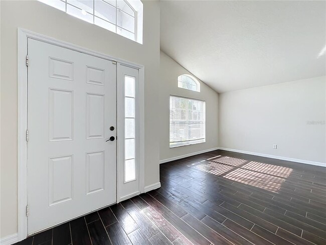 Building Photo - 1045 Willow Branch Dr