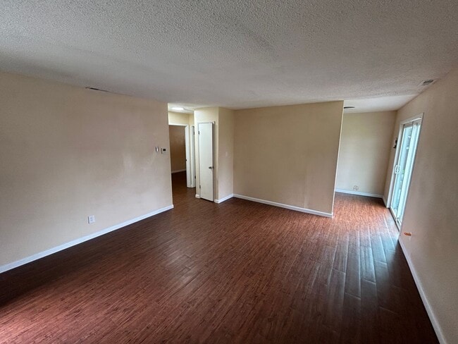 Building Photo - HOP16780