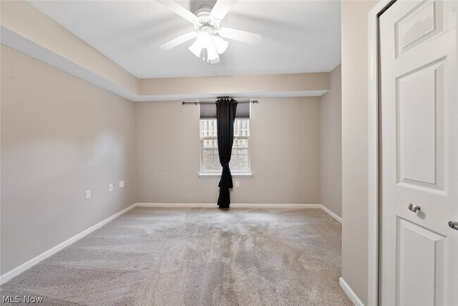 Building Photo - 11531 Riverview Ct