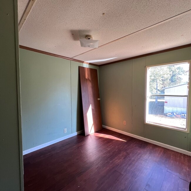 Building Photo - 1481 Holly Grove Rd