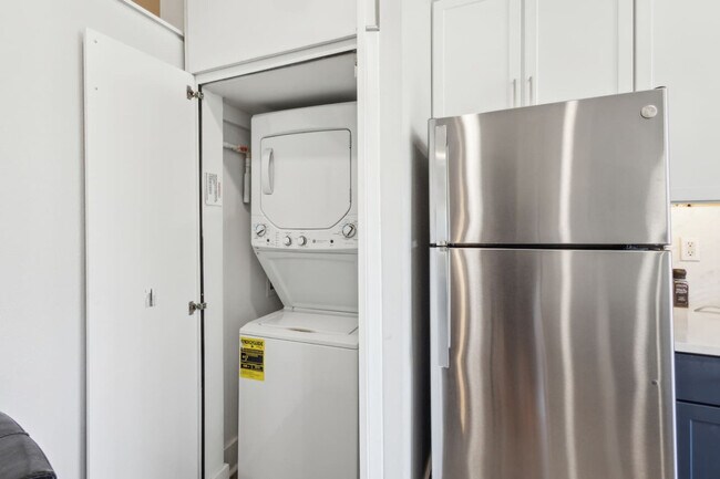 Building Photo - 2901 Indiana St