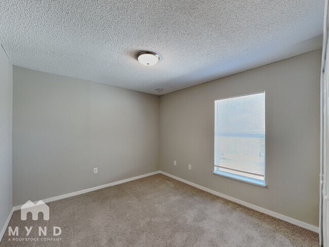 Building Photo - 12552 Gulliver Rd