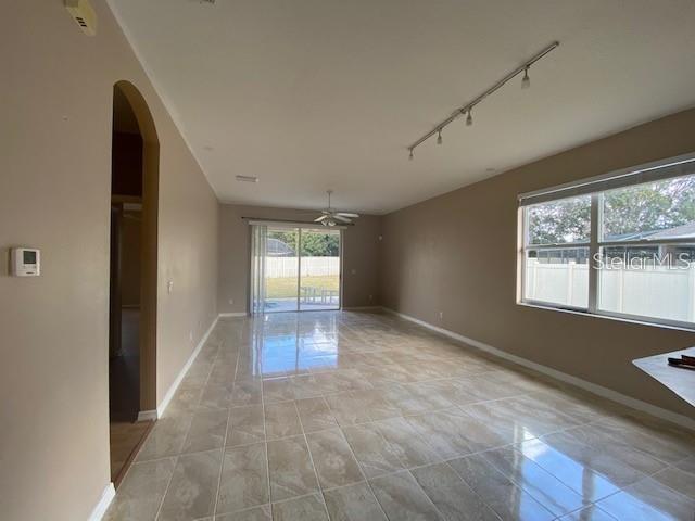 Building Photo - 4905 Alavista Dr