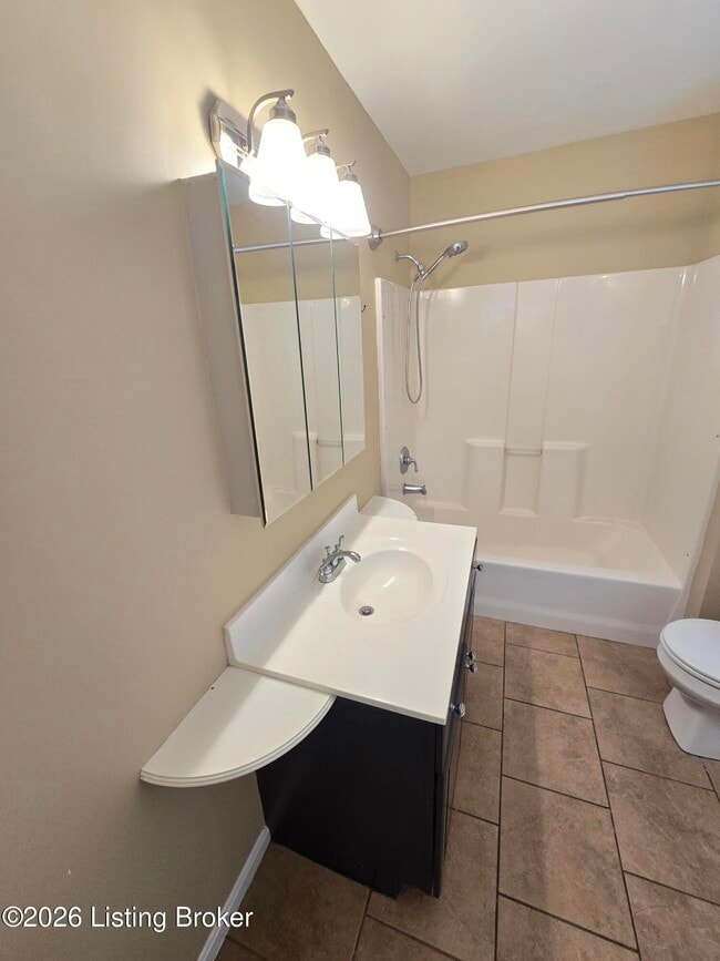 Building Photo - 2405 Blankenbaker Rd