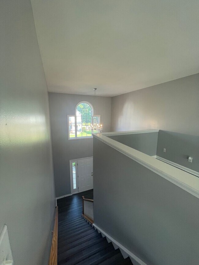 Building Photo - Lovely 3 Bedroom Home in Greer Near Gibb S...