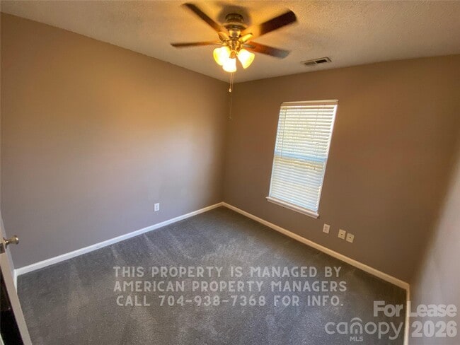 Building Photo - 1271 Midlake Ave