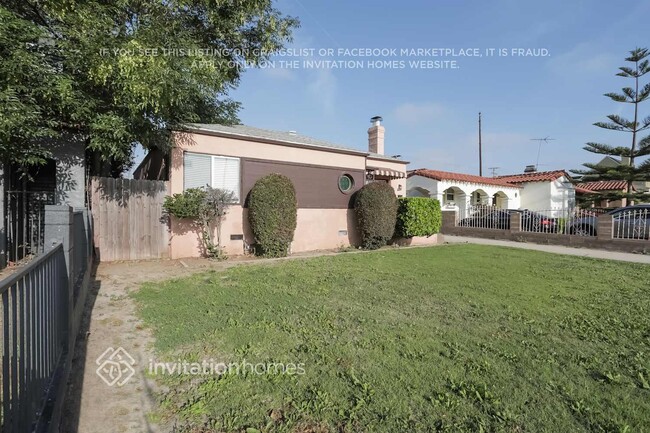 Building Photo - 9471 La Salle Ave