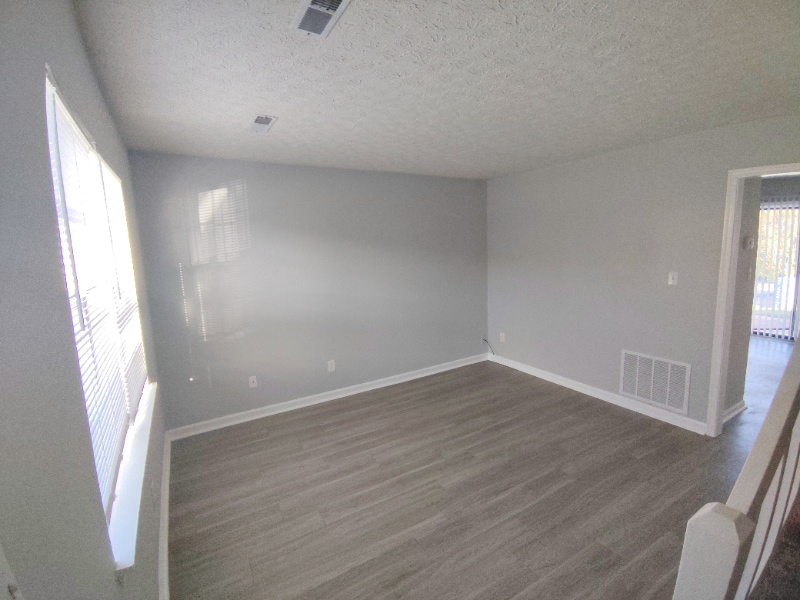 Building Photo - 4 Ferguson Dr