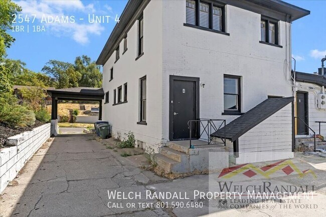 Building Photo - 2547 Adams-Unit 4