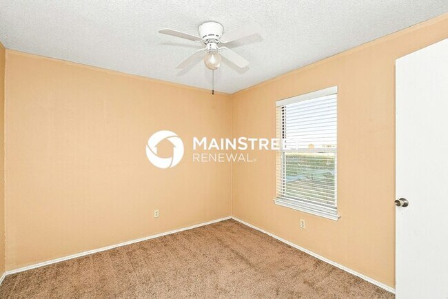 Building Photo - 3 Bedroom Pet-Friendly Home in Watauga, TX with Main Street Renewal