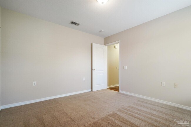 Building Photo - 8932 Abbington Dr