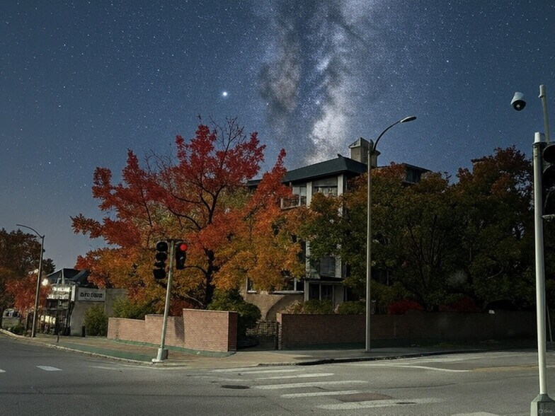 Building Photo - 3303 Watson Rd