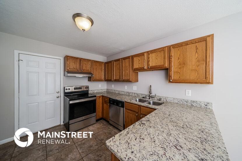 Building Photo - 10502 Whitepine View Pl