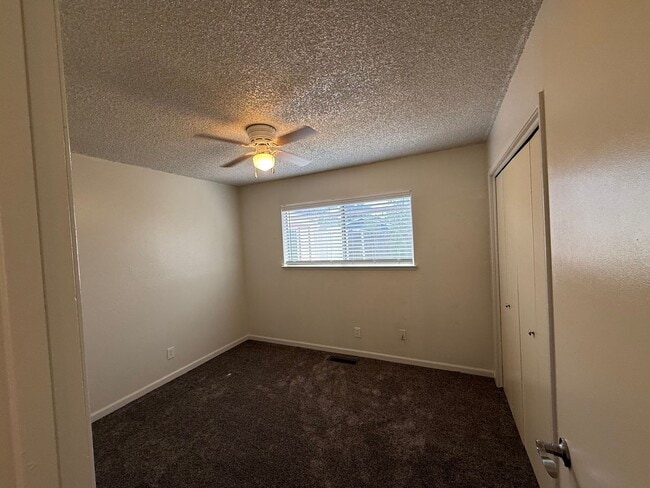 Building Photo - 3-bedroom single story in the heart of Tur...