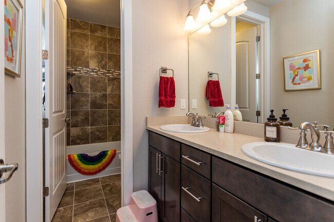 Building Photo - 11560 Spectacular Bid Cir