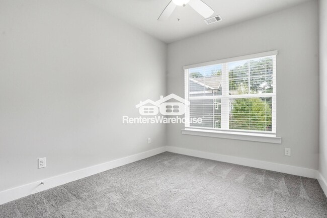 Building Photo - 2177 Wiggins Walk