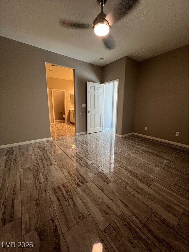 Building Photo - 9126 Reinberg St