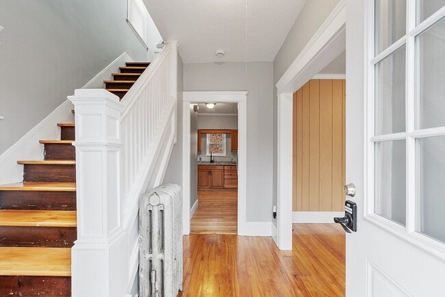 Building Photo - 577 Chandler St