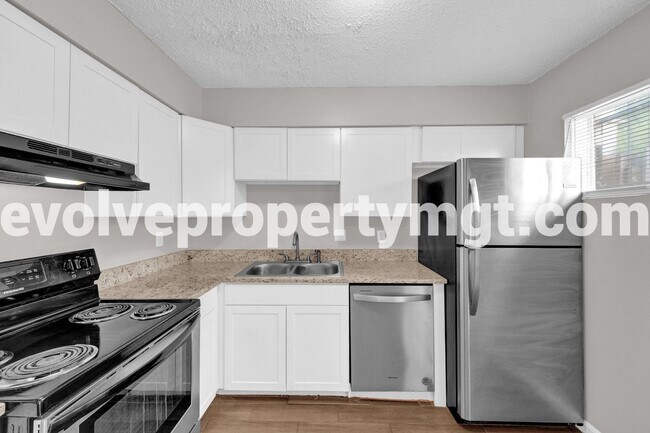 Building Photo - 3455 Pruett Ct
