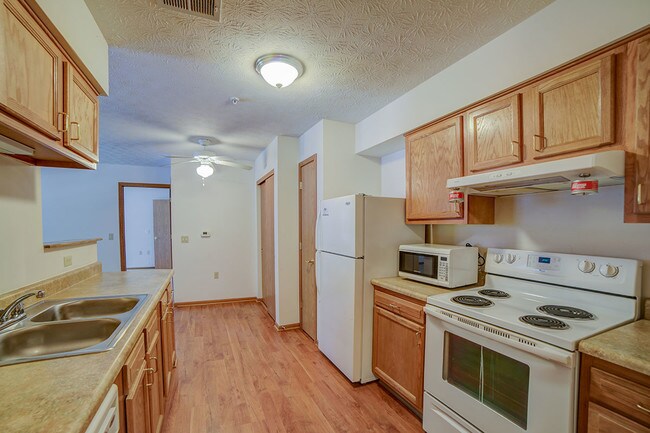 Braddock�s Greene Frostburg, MD Apartment Finder