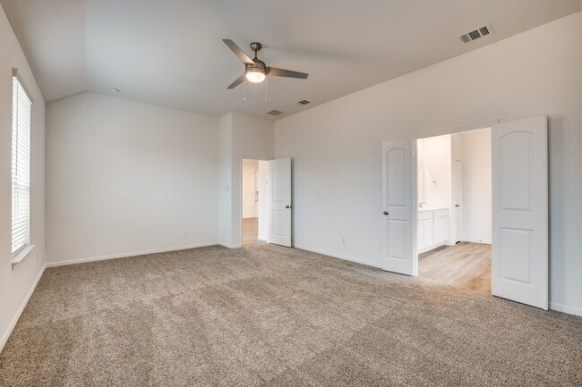 Building Photo - 1225 Antelope Passing Dr