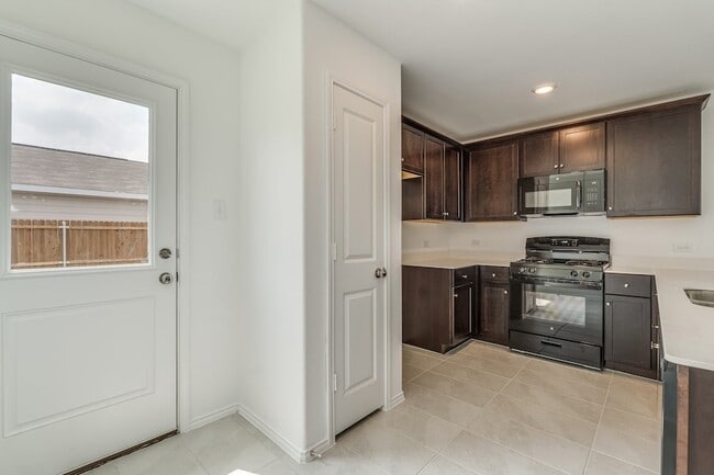 Building Photo - 7709 Lindheimer Ln