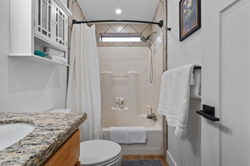 Building Photo - 518 Koneta Ct