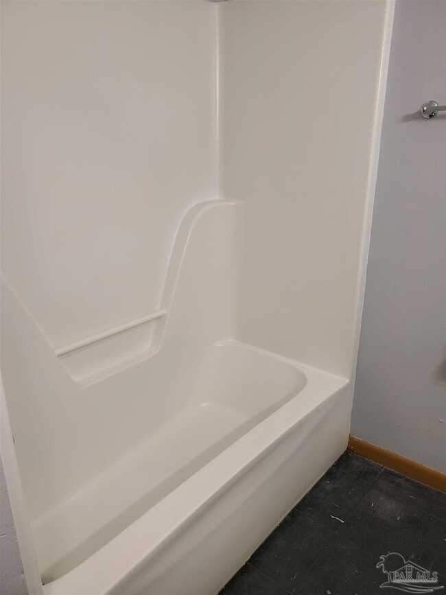 Building Photo - 405 N F St