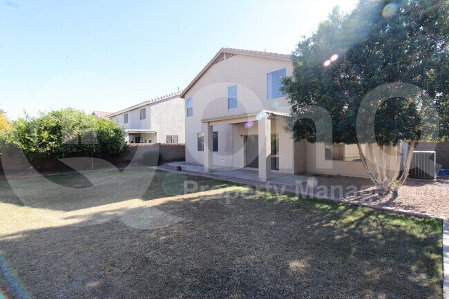 Building Photo - 490 W Ebony Way