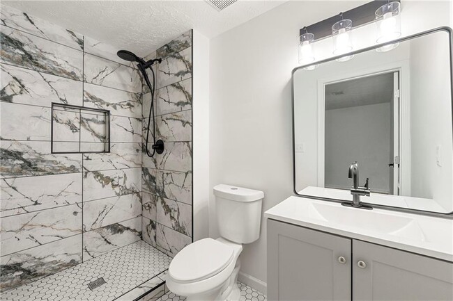Building Photo - 1428 Muirfield Dr