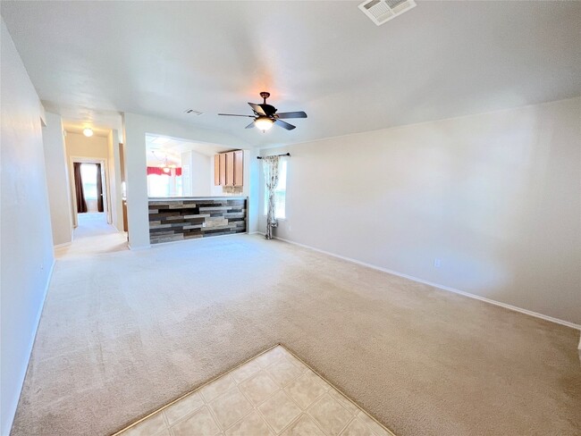 Building Photo - 102 Wren Cove