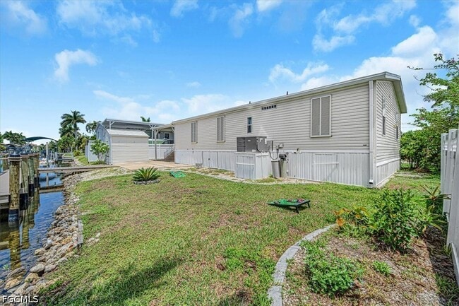 Building Photo - 701 Coral Dr