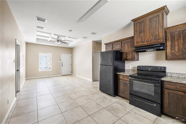 Building Photo - 18 W Garfield Ave