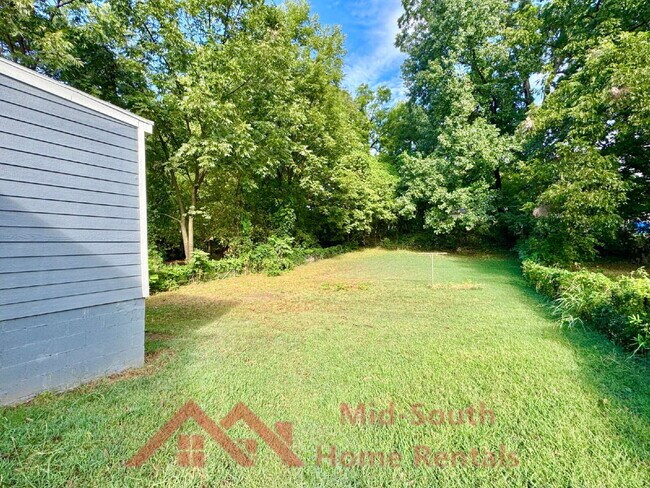 Building Photo - 324 Harrell St