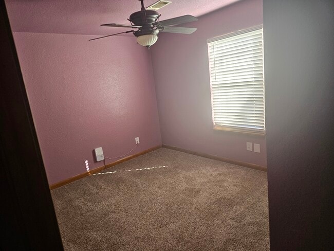 Building Photo - 255 Katy St