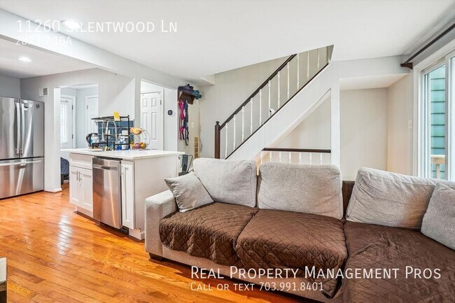 Building Photo - 11260 Silentwood Ln